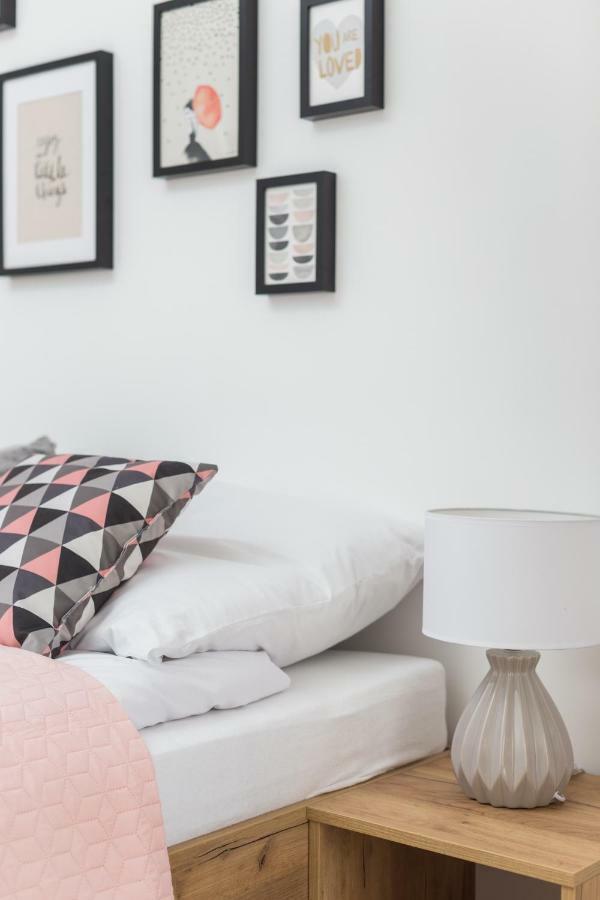 City Of The Kings - Pastel Apartment Lubelska 10 Krakow Ngoại thất bức ảnh